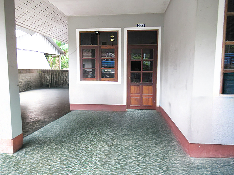 89500088-144204-3.jpg