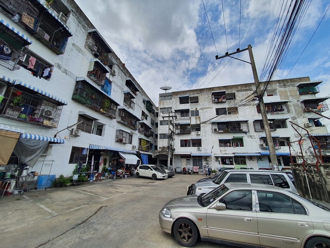 ห้องชุด จรเข้บัว บางกะปิ กรุงเทพมหานคร