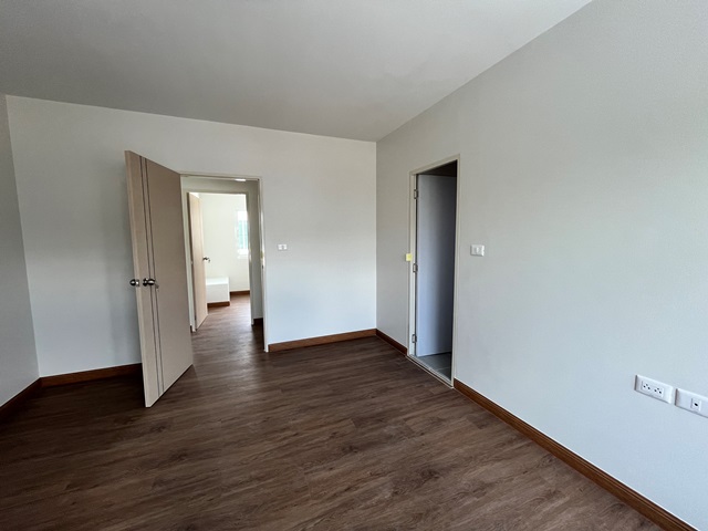 TH0248-080568 (18).jpg