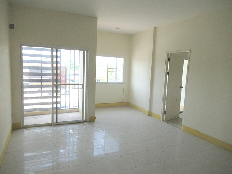 552ea776-52696-2.jpg