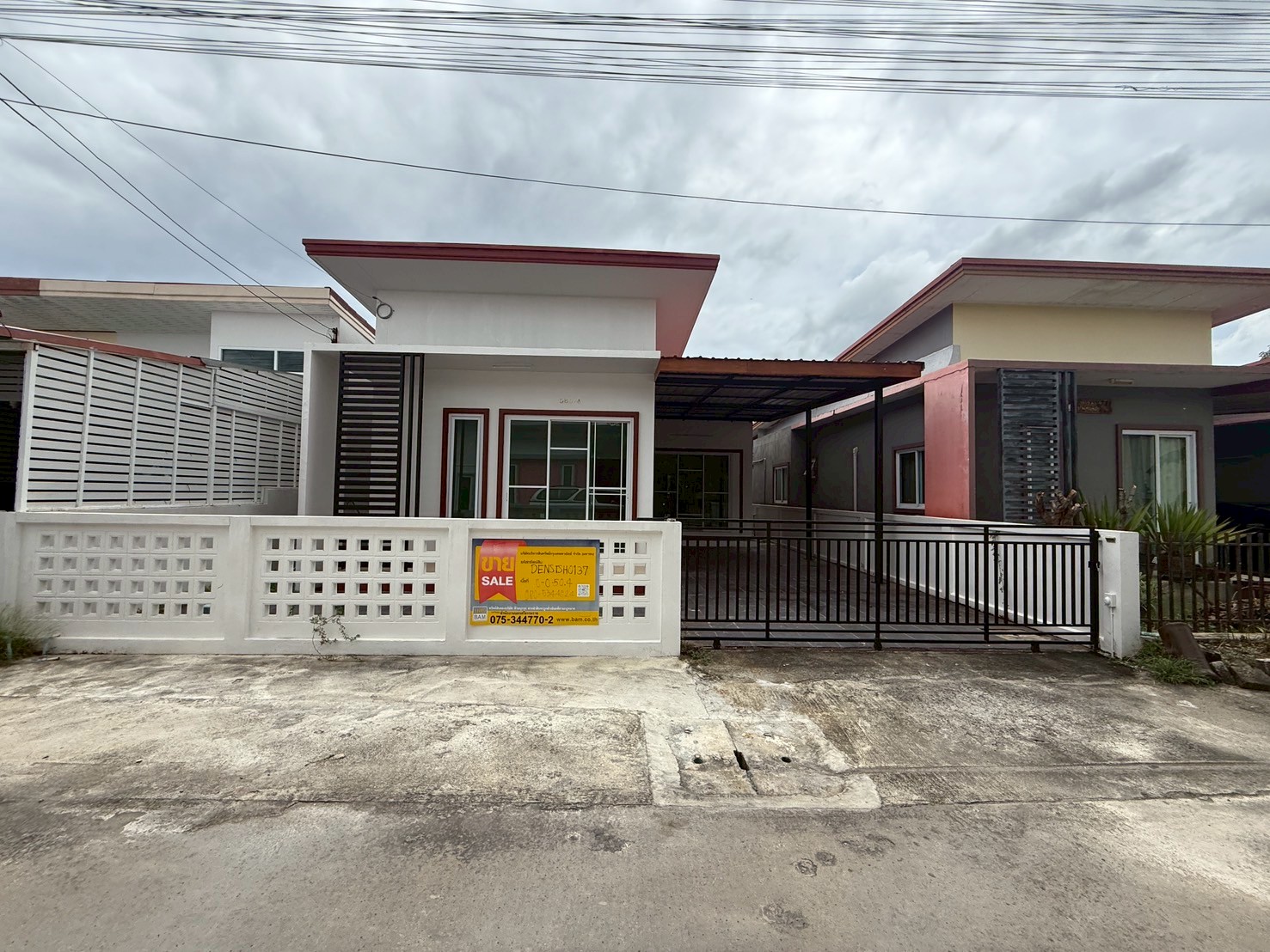 DENSTSH0137001.jpg