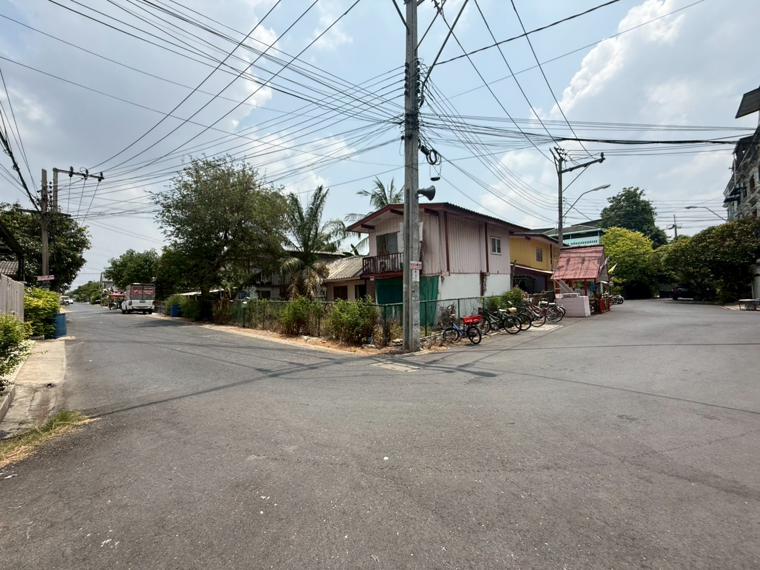LINE_ALBUM_สายไหม 79_260423_6.jpg