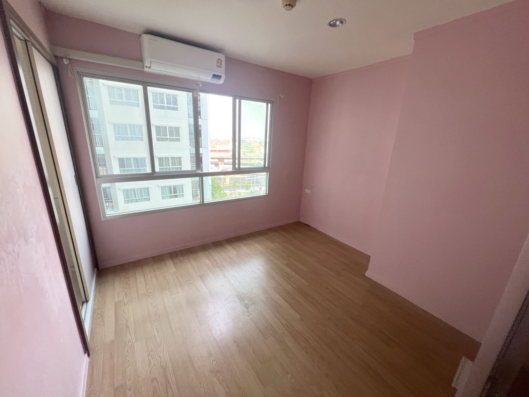 ca073e14-147474-2.jpg