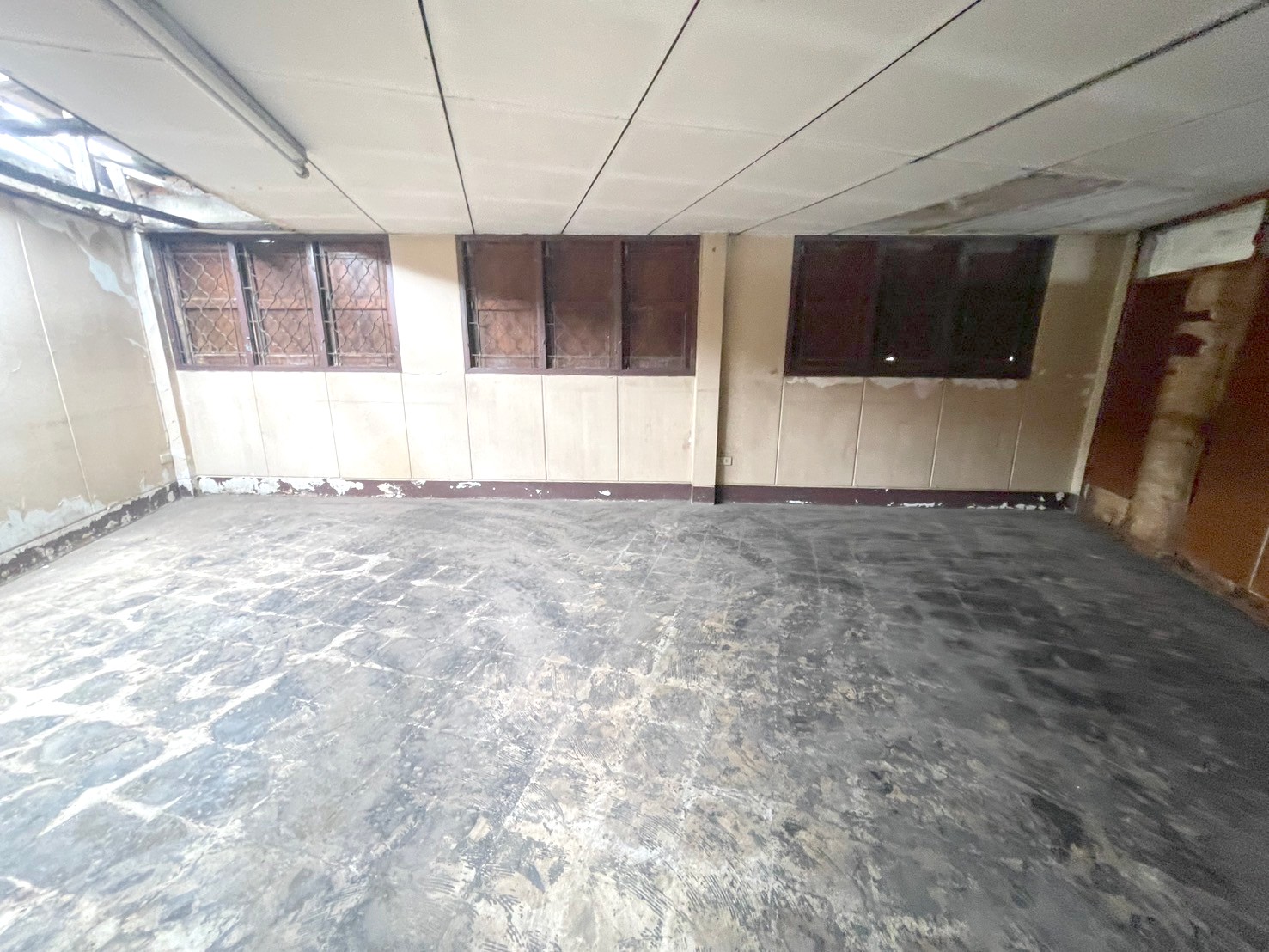 f531e446-48101-12.jpg