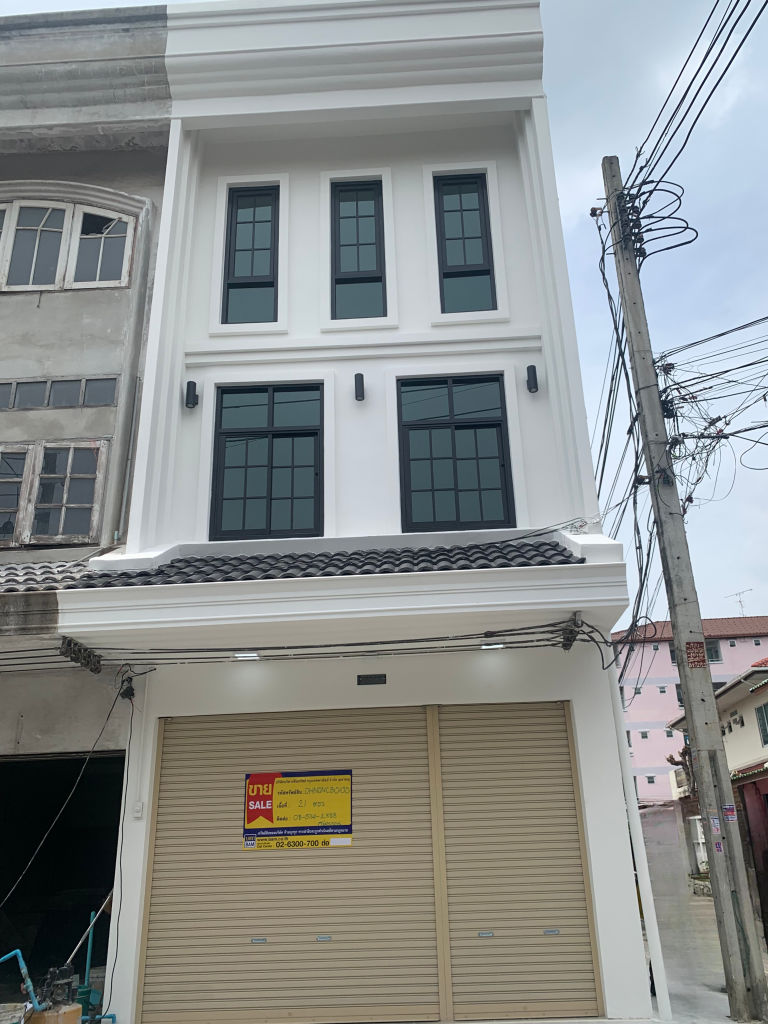 อาคารพาณิชย์ โครงการอินโดไทย รัตนธิเบศร์ : ปรับปรุงใหม่