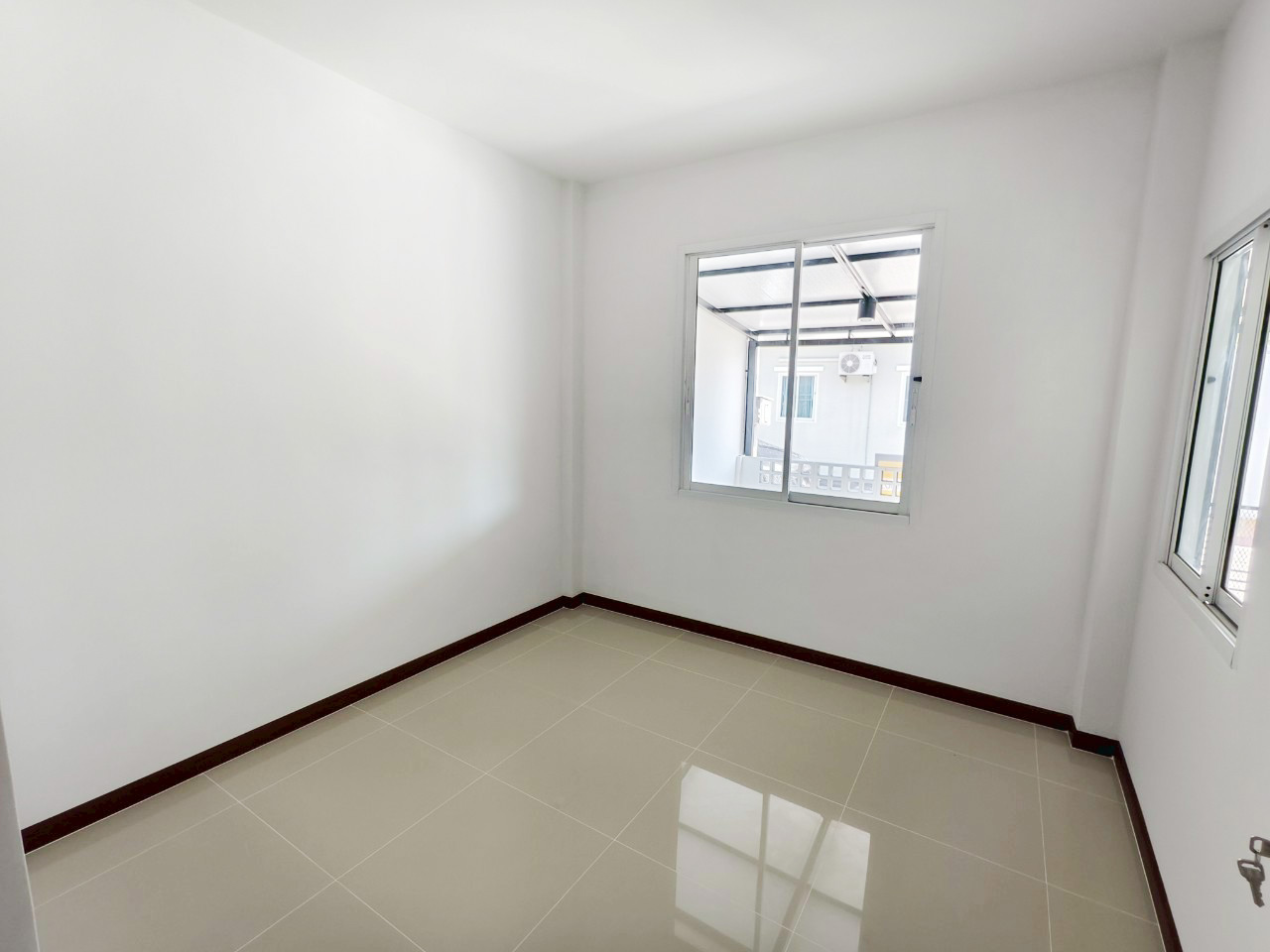 d0ed685b-143213-4.jpg