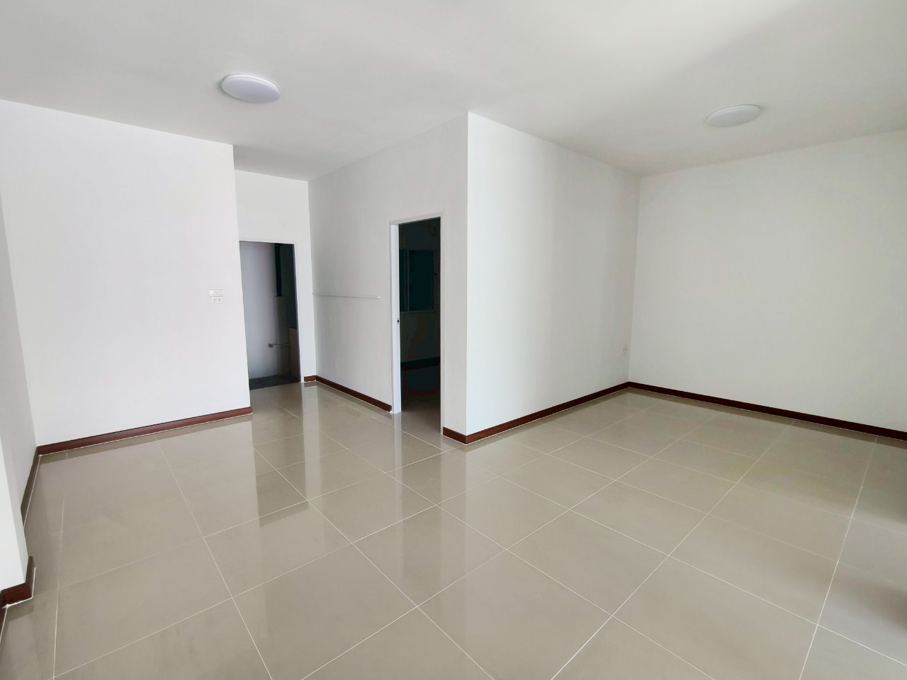 d0ed685b-143213-6.jpg
