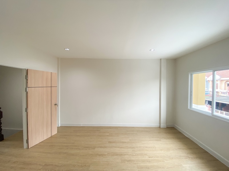 18c68108-9.JPG