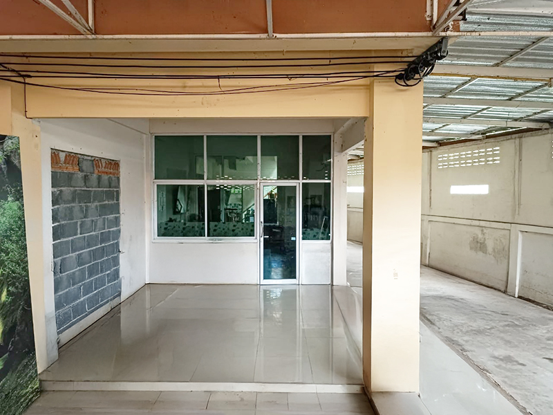4e4ce00a-143168-5.jpg