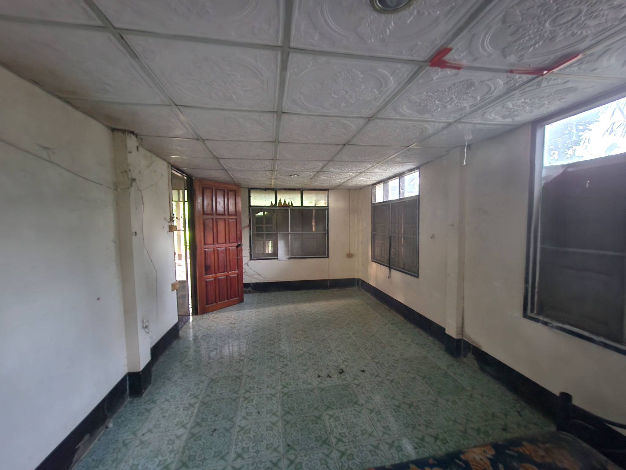 ee5b2811-39468-0.jpg