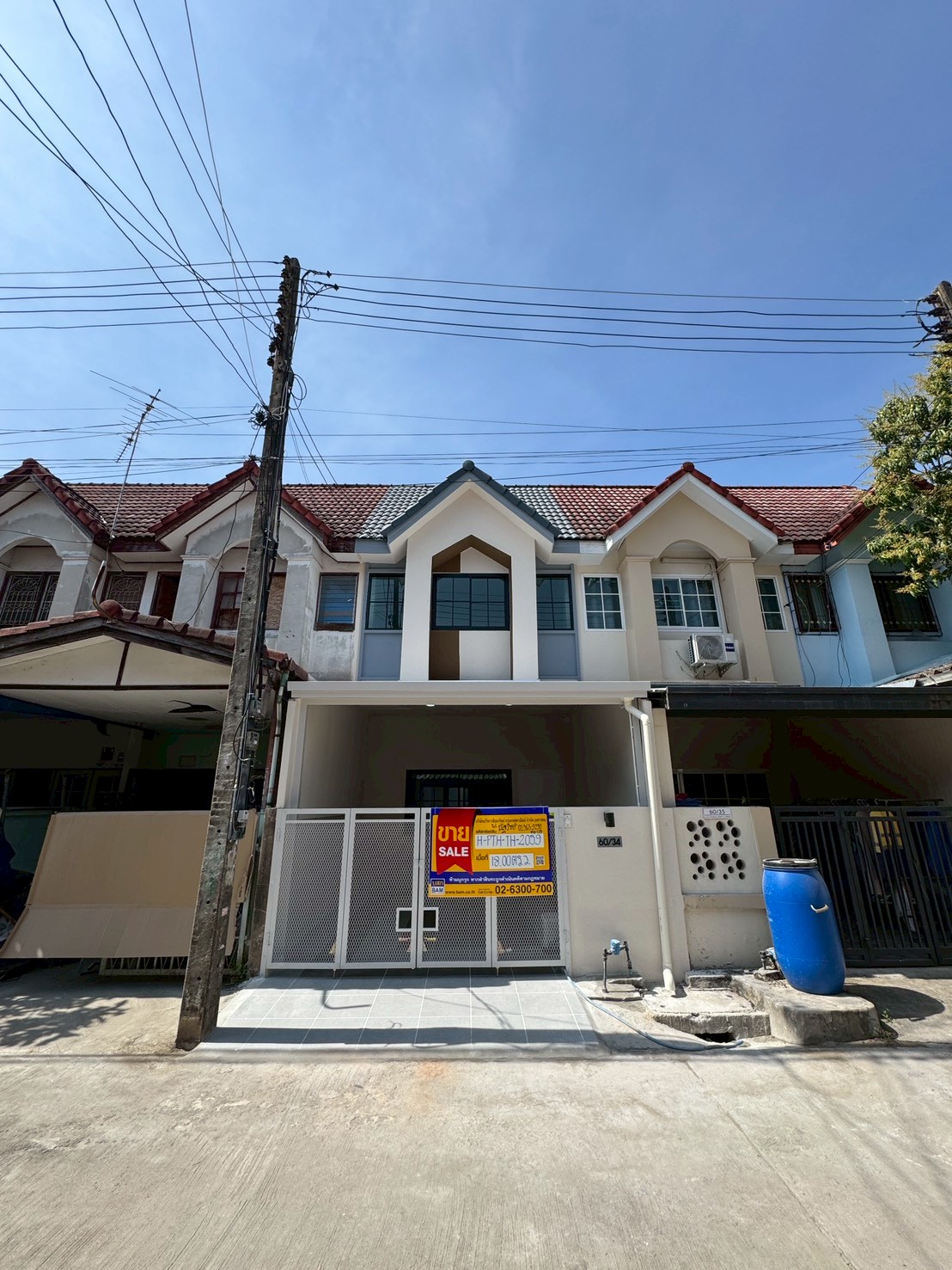 ทาวน์เฮ้าส์  2 ชั้น โครงการบ้านกลางซอยวิลเลจ 2 ลาดสวาย