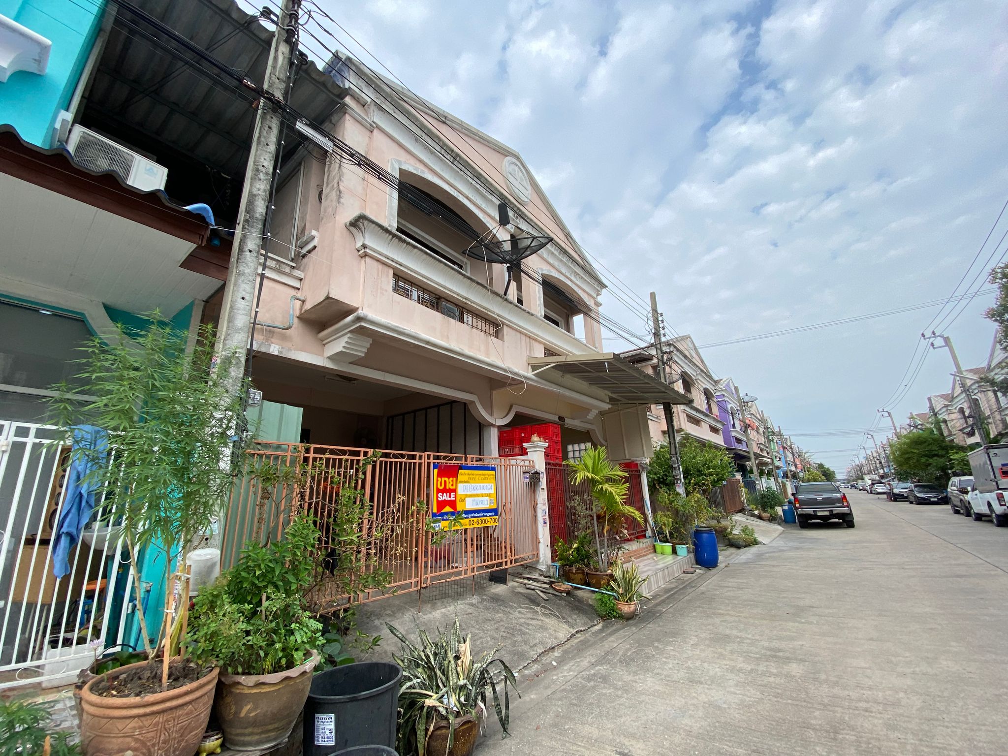ทาวน์เฮาส์ คลองสามประเวศ ลาดกระบัง กรุงเทพมหานคร
