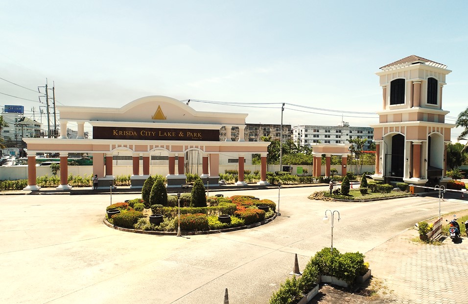 2. ซุ้มโครงการ.jpg
