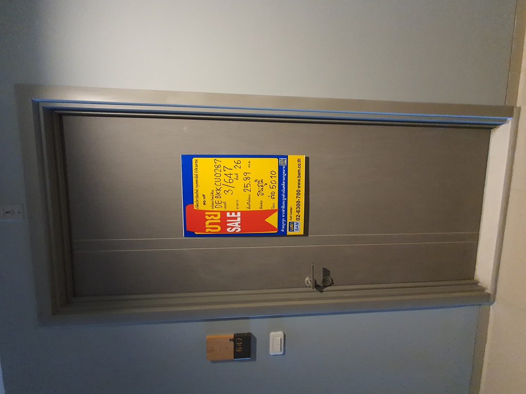 3-647 766.jpg