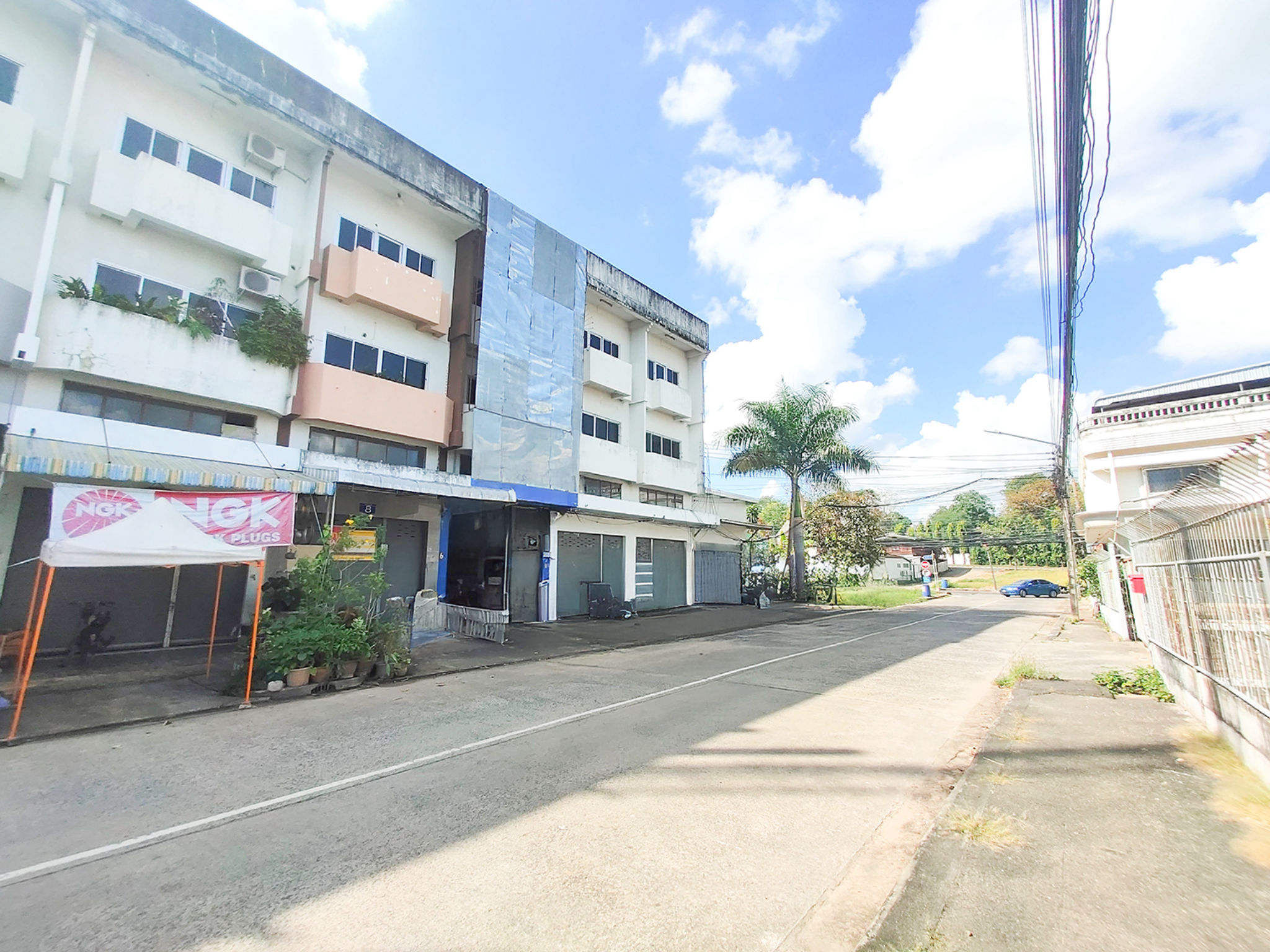 eef519a3-Picture2.jpg