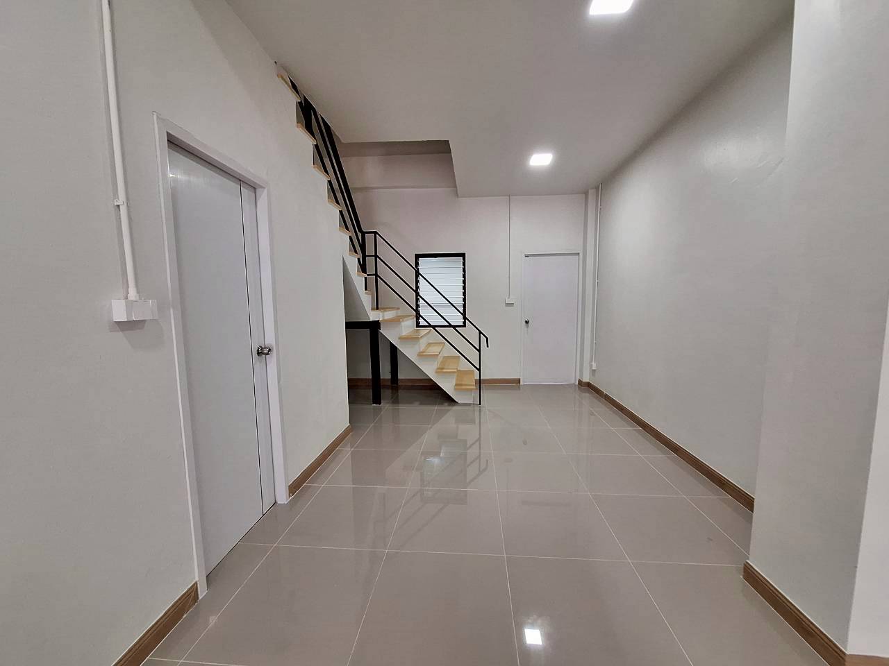 LINE_ALBUM_พหล64_251215_47.jpg