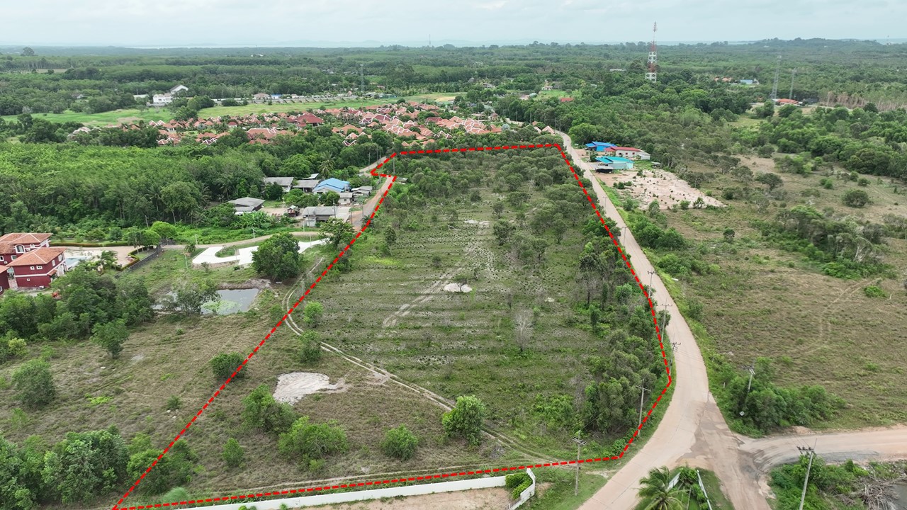 Slide8.JPG