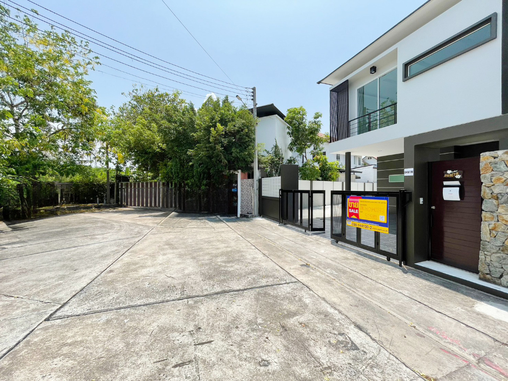 82ff7511-CVSX4532.jpg