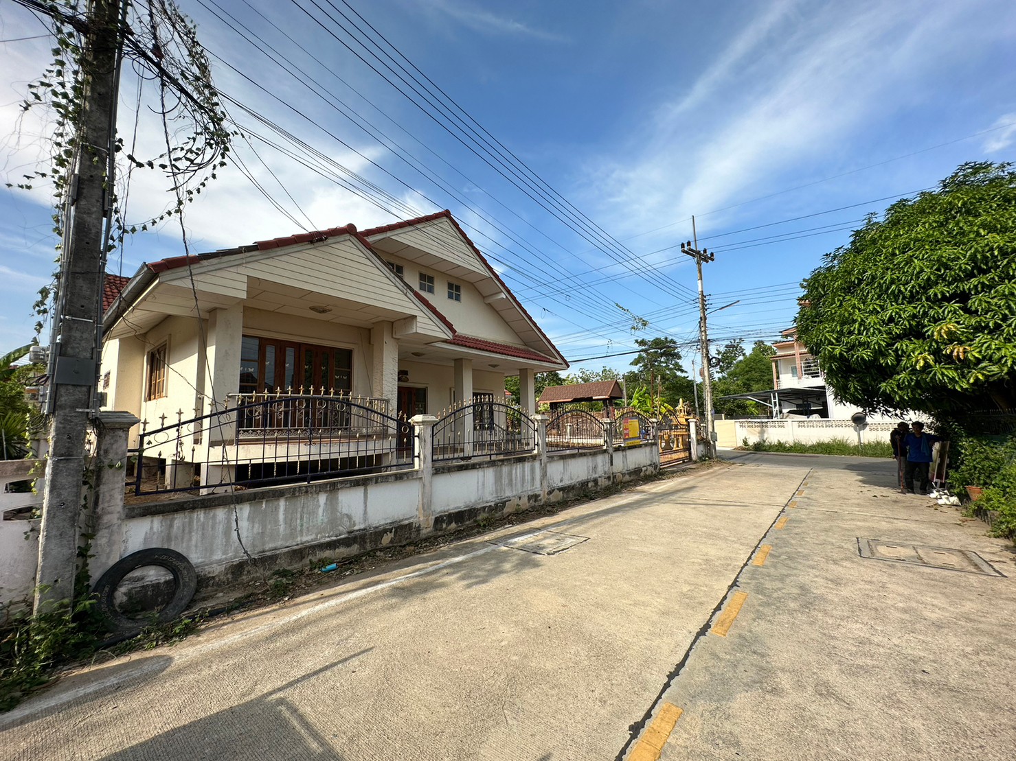 บ้านเดี่ยว พลูตาหลวง  ชลบุรี