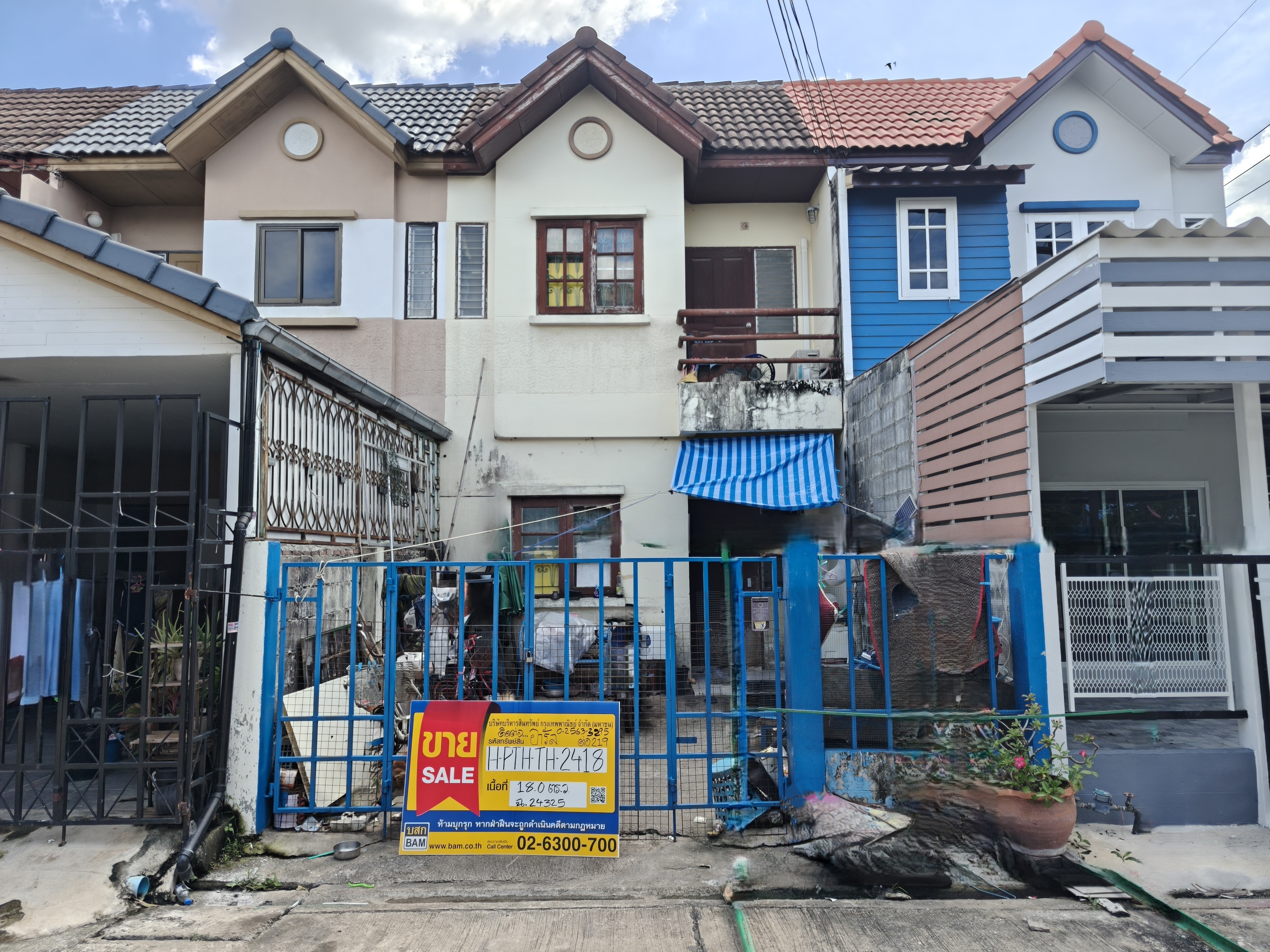 ทาวน์เฮ้าส์ เฟื่องฟ้านคร ลาดหลุมแก้ว
