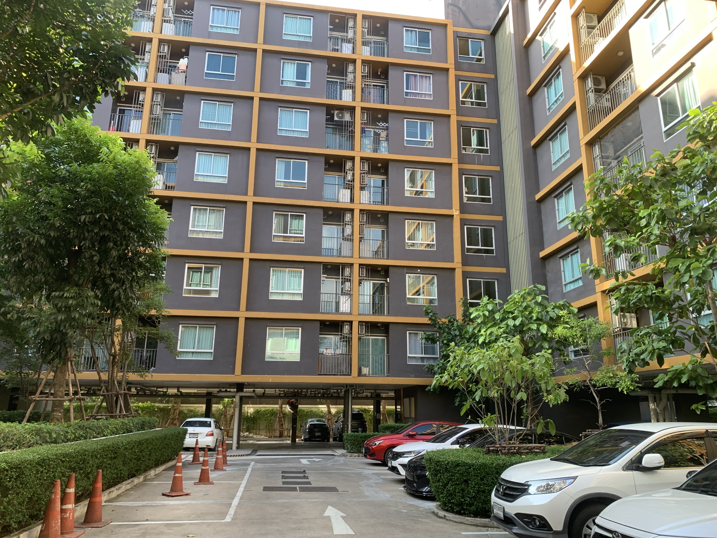 ห้องชุด ประชาธิปัตย์ ธัญบุรี ปทุมธานี