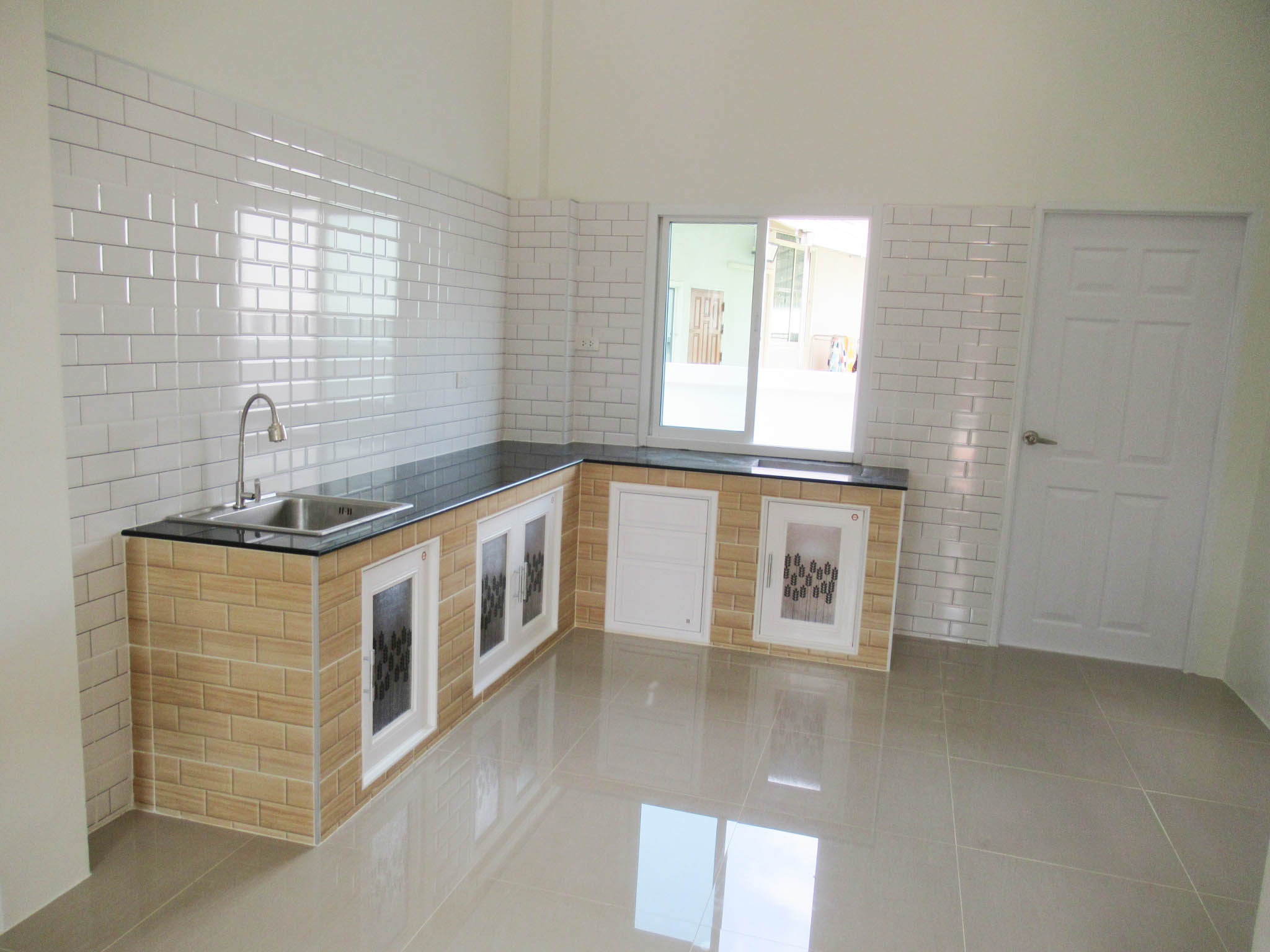 บ้านเดี่ยว โครงการศรีอุไรการเคหะ เมืองสุราษฎร์ธานี : ปรับปรุงใหม่
