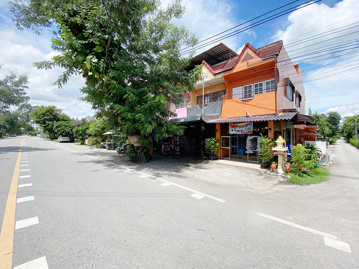 บ้านพักอาศัย 2 ชั้น เมืองลำพูน