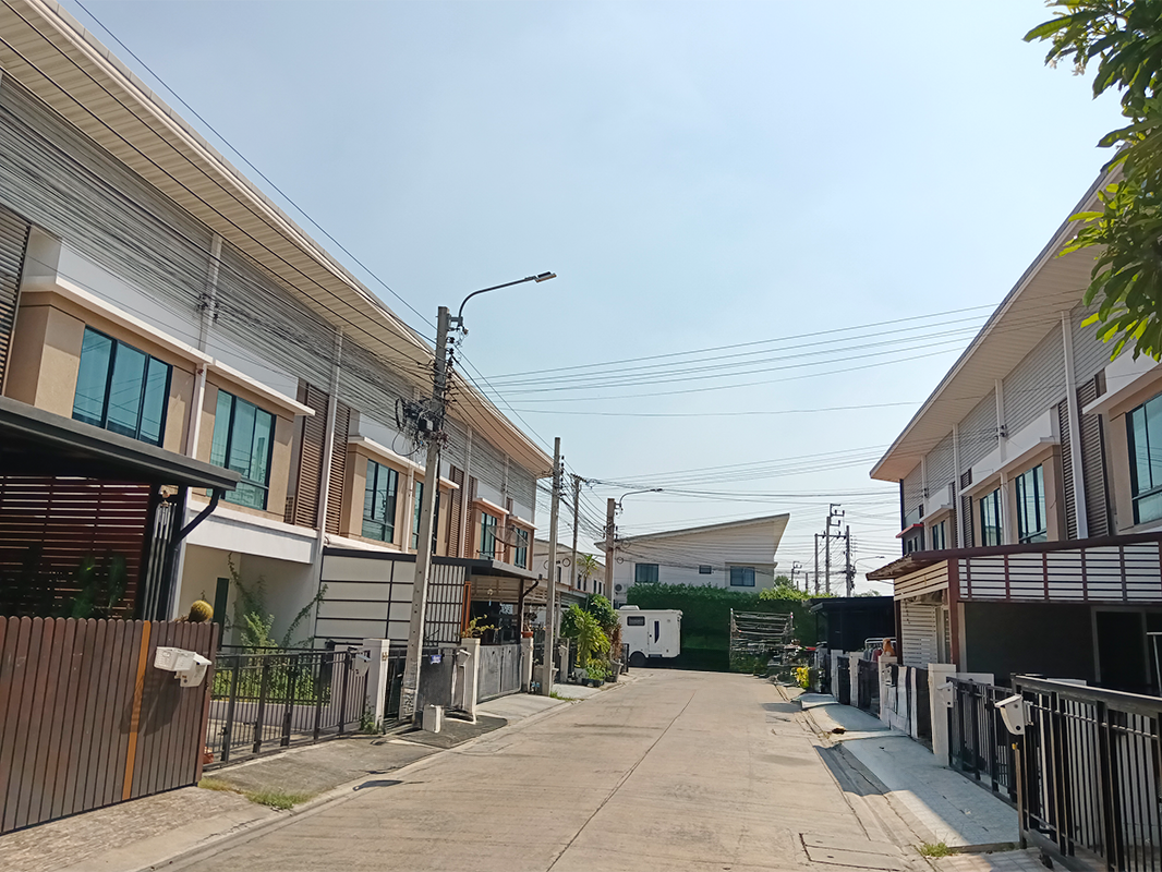 ทาวน์เฮาส์ บางบัวทอง บางบัวทอง นนทบุรี