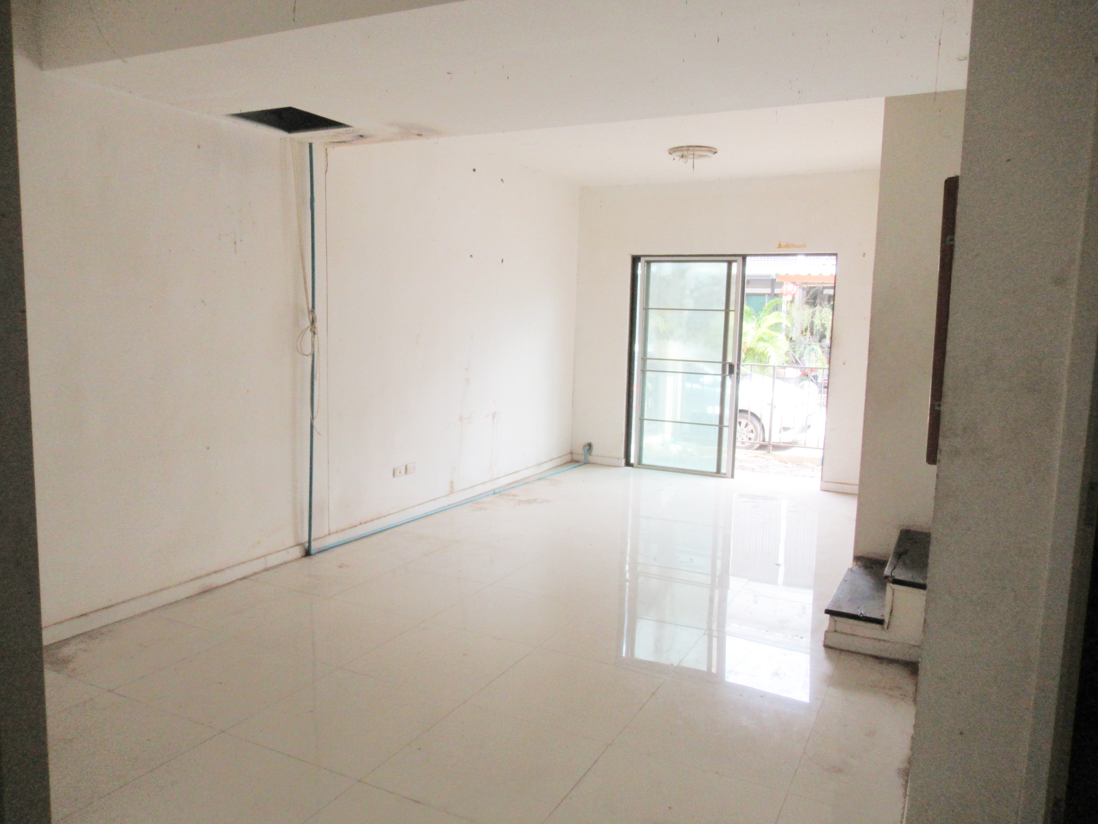 d4823f46-66474-4.jpg