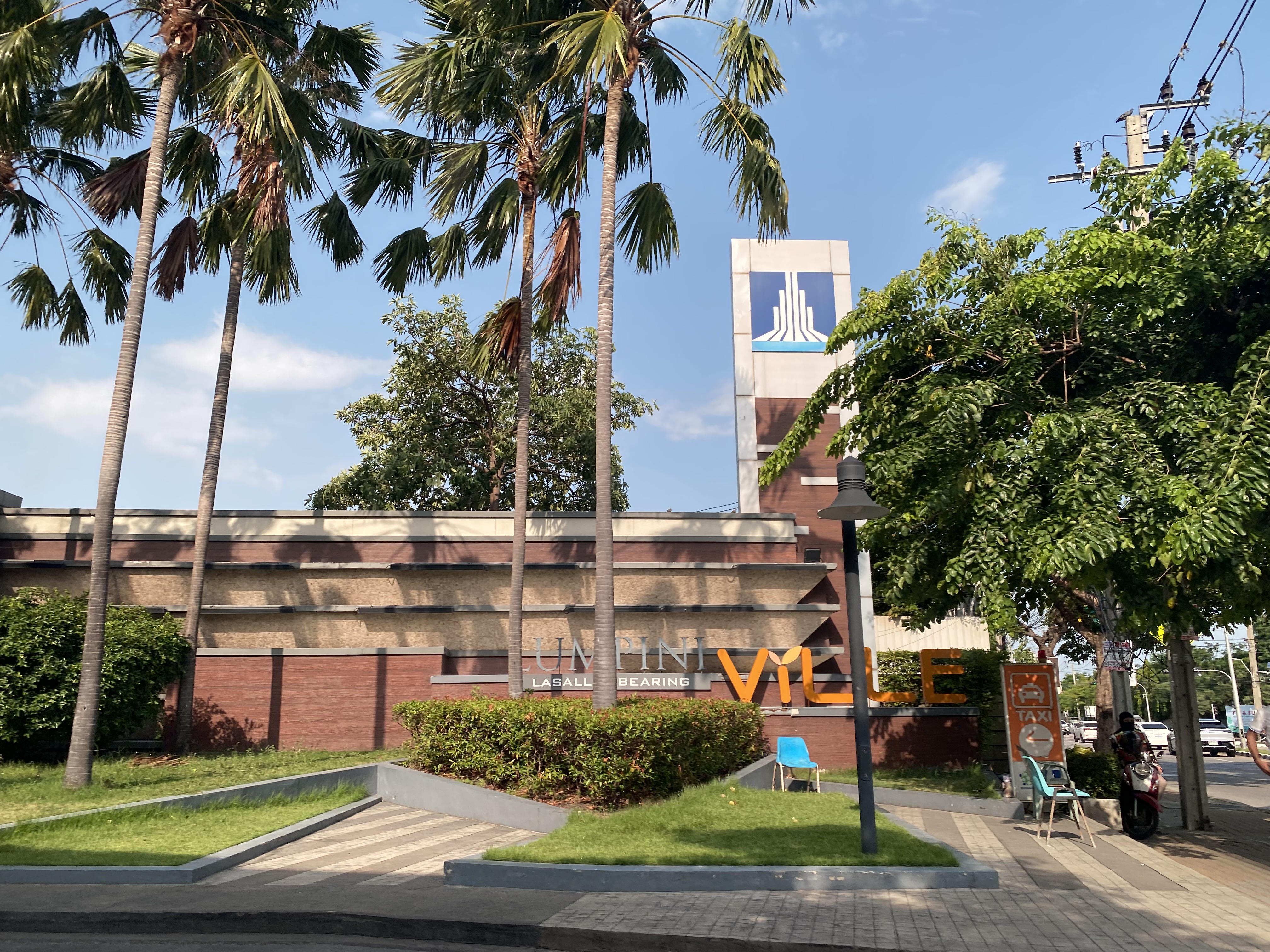 Lumpini Ville Lasalle - Bearing